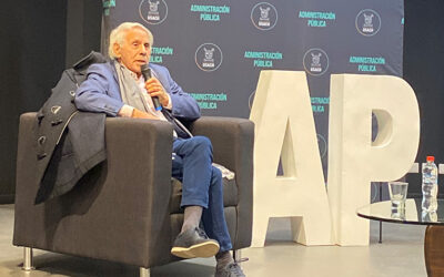 Charla Magistral de destacado politólogo argentino explora desafíos del Estado en la era exponencial