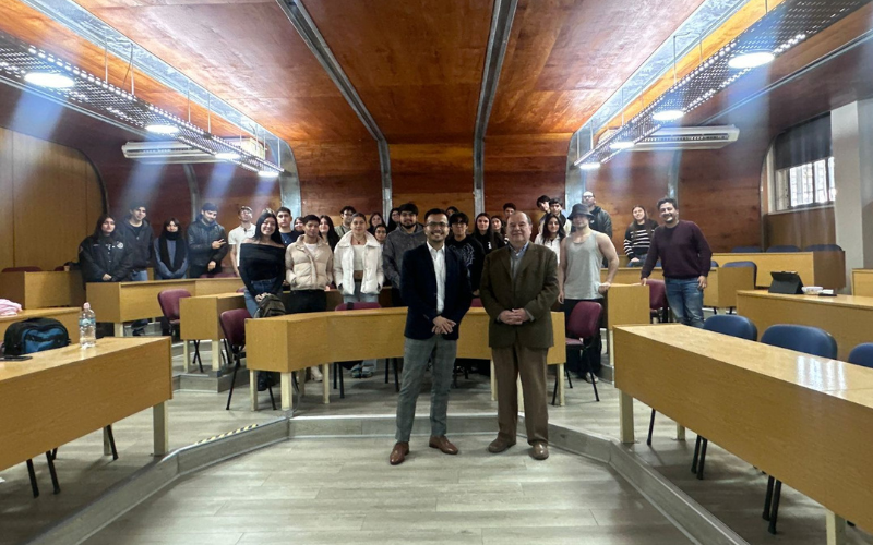 Eficiencia, planificación y desarrollo: Charla magistral sobre Sistemas de Inversión Pública en la Administración Pública USACH