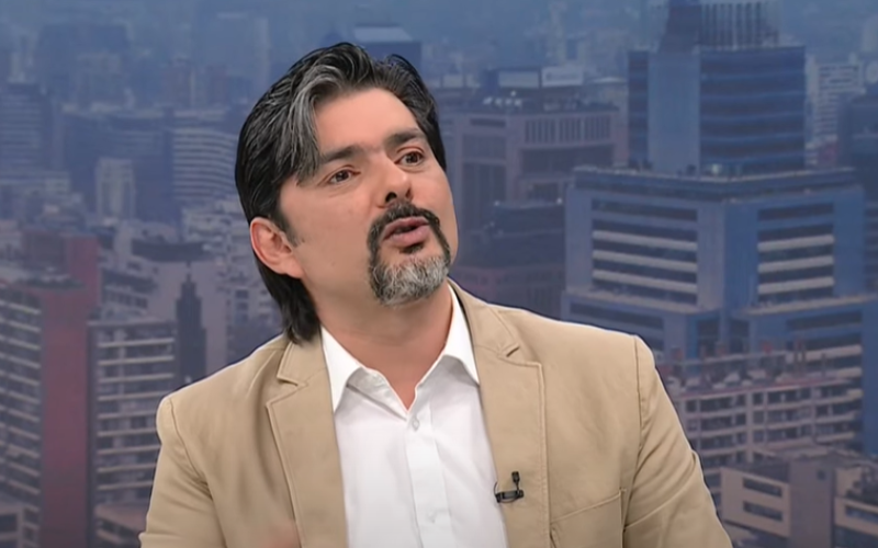 Académico de Administración Pública de la FAE Usach aborda avances del proyecto GEF sobre conservación de la biodiversidad en entrevista con TVN
