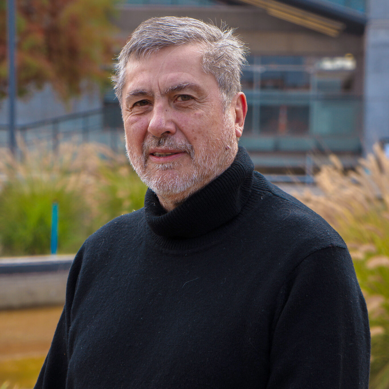 Víctor Caro Castro