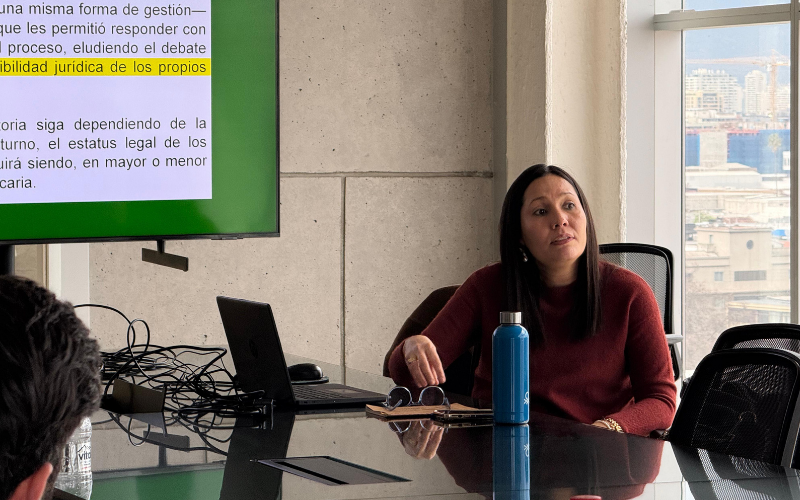 Académica de Administración Pública Usach presenta investigación sobre migración venezolana y acceso a derechos en América Latina